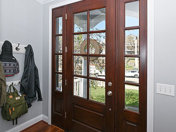 2nd image of 462 Stanley Ave