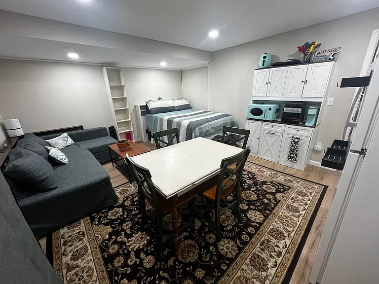 5131 Westland Blvd — Photo 1