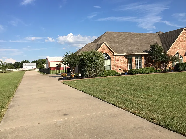 1250 Lynn Ln — Photo 23
