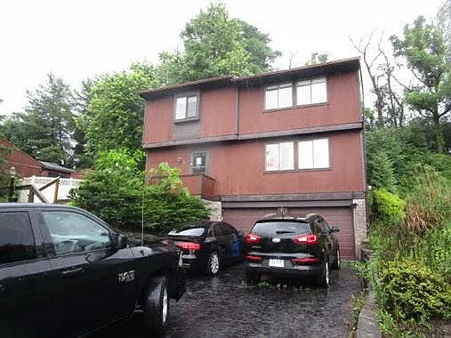 3 Crosswinds Dr photo 1