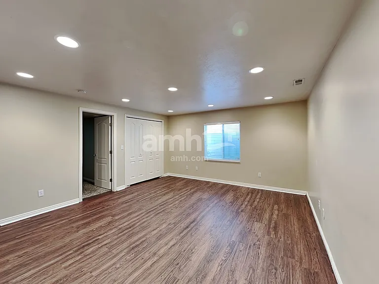 6249 Imperial Oak Dr — Photo 9