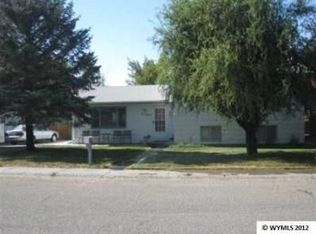 1727 Crest Way, Worland, WY 82401
