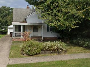 5418 Charles Ave, Parma, OH 44129