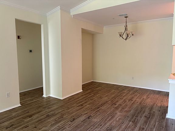 5th image of 160 Veracruz Dr Unit 438
