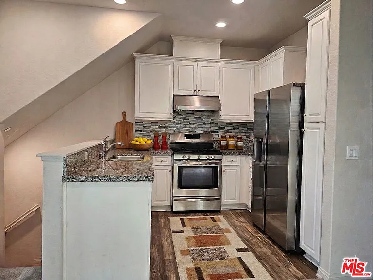 7256 N Cherry Ln — Photo 6