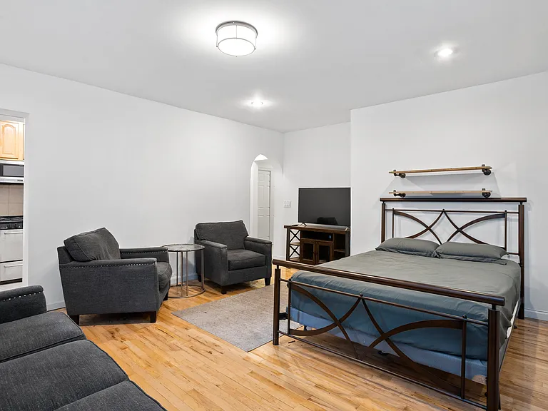 31 Monroe Pl #1C — Photo 4