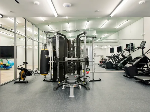 29-17 40th Avenue image 10 of 20