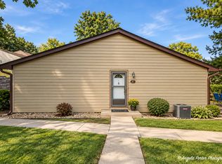 57 Mariner Ln #57, Fox Lake, IL 60020