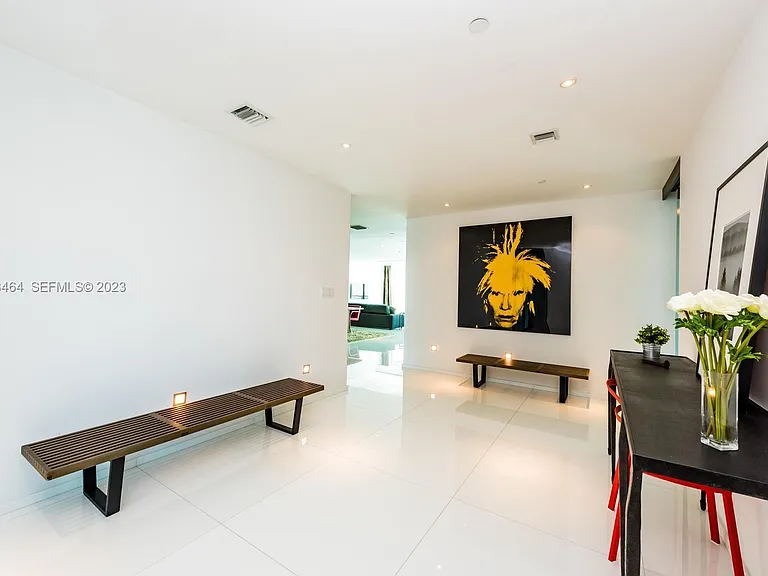 900 Biscayne Blvd #Penthouse 6205 — Photo 2