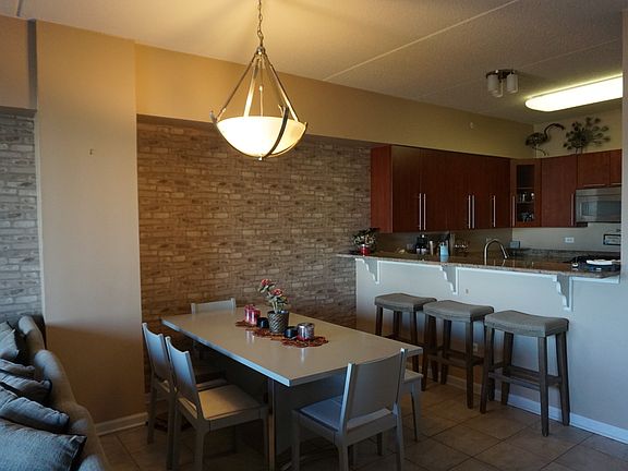 5th image of 6420 Double Eagle Dr Unit 304