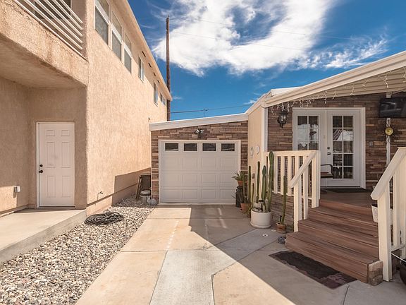 3rd image of 33946 Sagebrush Ln