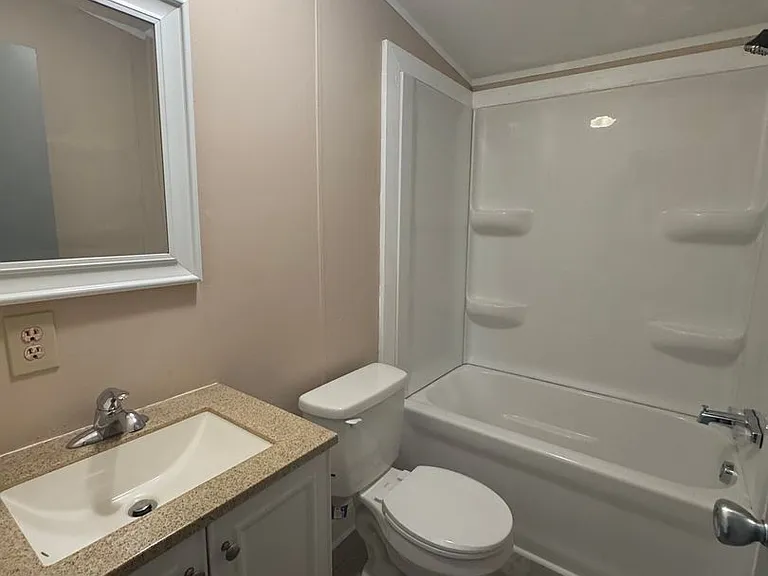 4030 Kennedy Rd — Photo 12