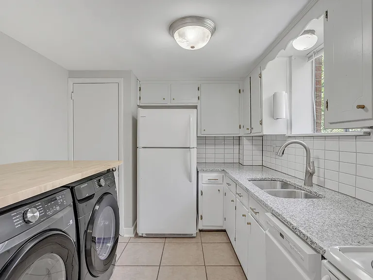 622 Ermac Dr #A — Photo 10