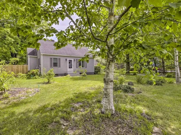 (undisclosed Address), Granby, MA 01033