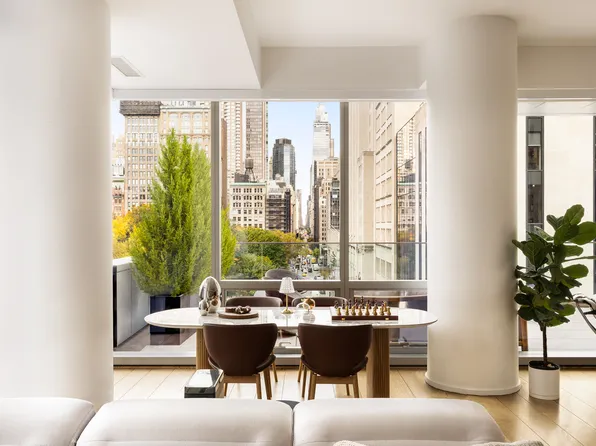 23 East 22nd Street image 4 of 35