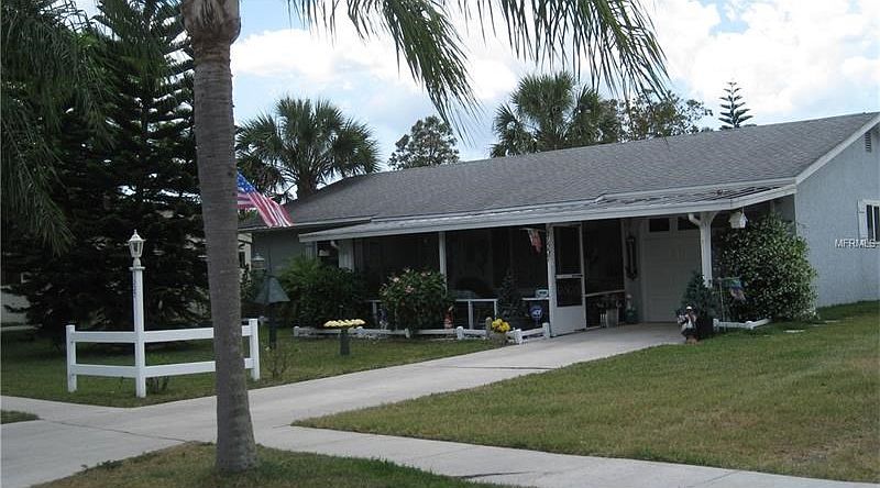 Upgraded & updated! Hurricane resistant windows thru out!