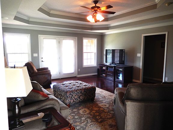 5th image of 110 Katelyn Dr