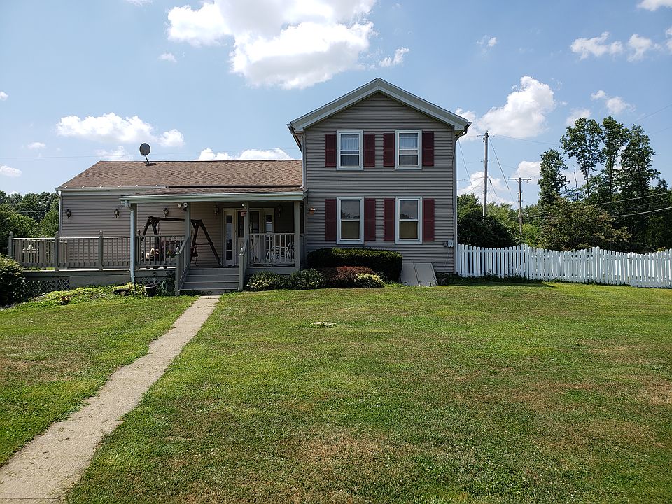 Side porch with deck.