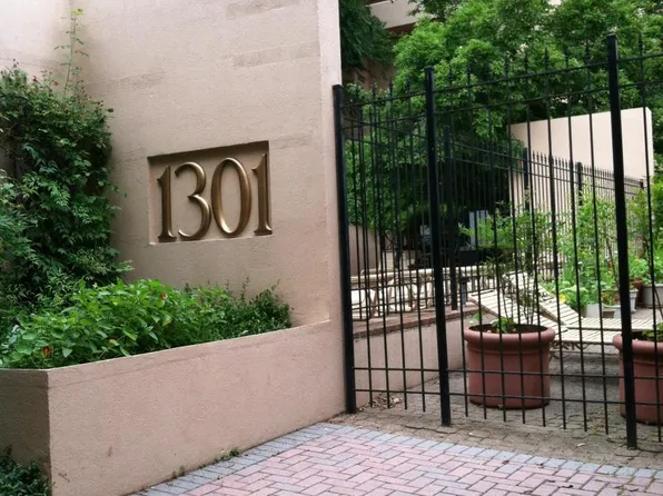 1301 N Courthouse Rd, Arlington, VA