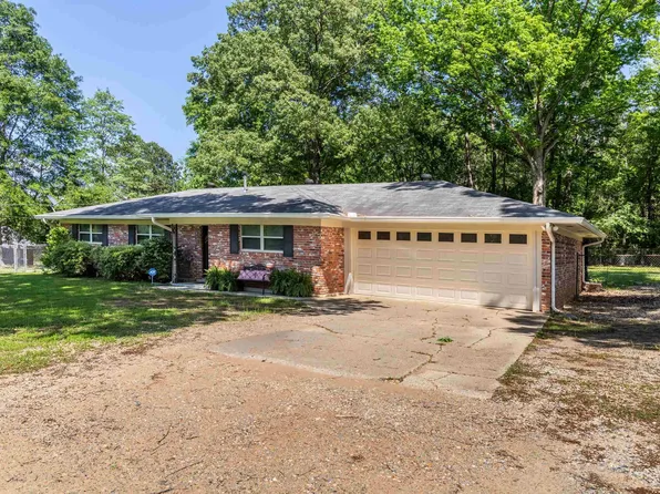 276 Hodges Rd, Ruston, LA 71270