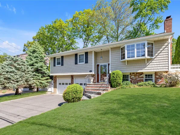 5 Godfrey Avenue, Bayville, NY 11709