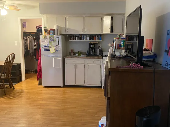 910 W Euclid Ave APT 203, Arlington Heights, IL 60005