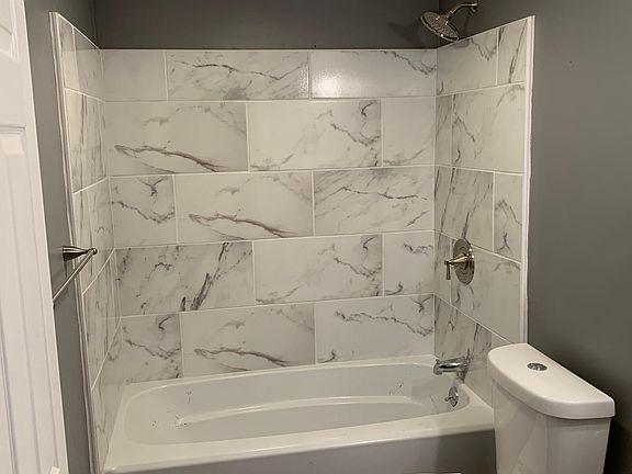 4th image of 30 Cheshire St #101