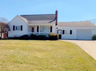 384 Geneva Ave, Struthers, OH 44471