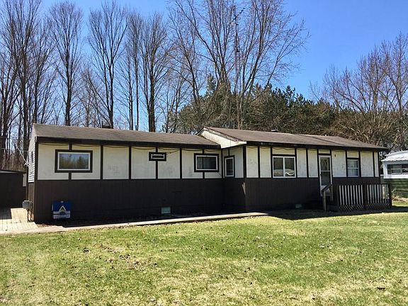 3rd image of 59581 Jerrdean Dr
