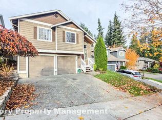 821 180th St SW, Lynnwood, WA 98037