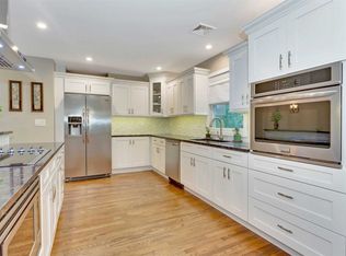 34 Rancher Pl, Huntington, NY 11743