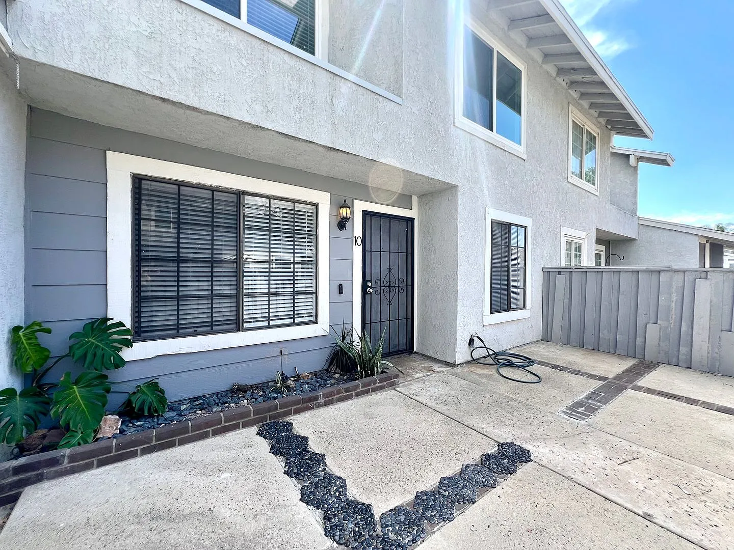 Spacious 2-Bedroom, 1.5-Bath Townhome — Photo 2
