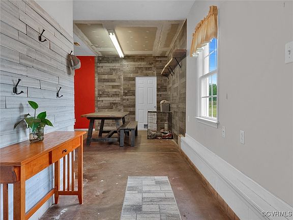 5th image of 12074 Cedar Ln