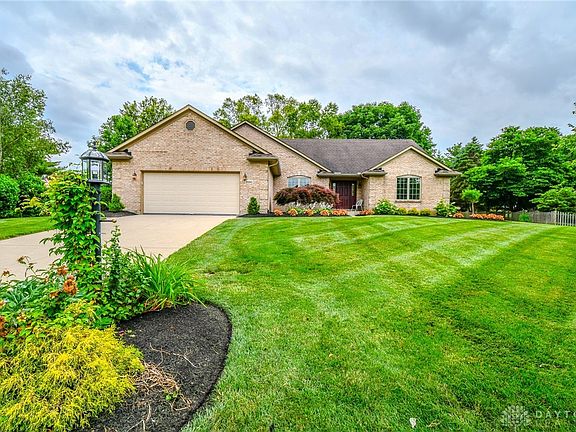 3rd image of 2690 Langtree Ln