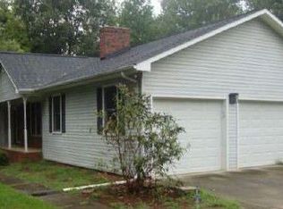 142 Rosebud Ln, Statesville, NC 28677