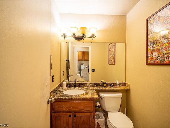 4th image of 2408 Muirfield Ave