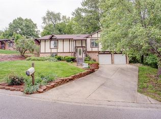 2013 Greenbrier Dr, Collinsville, IL