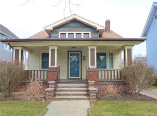 17502 Archdale Ave, Lakewood, OH 44107