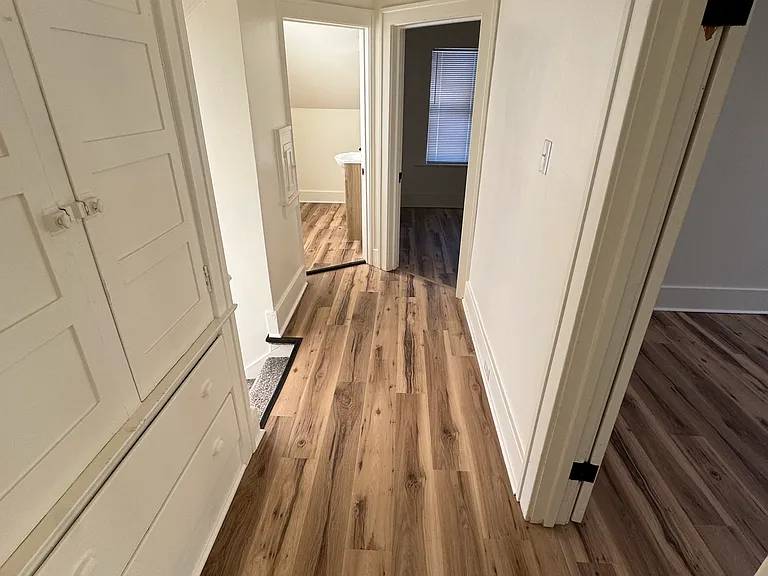 1419 10th Ave — Photo 18