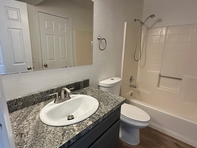 2798 N Junipero Ave #3 — Photo 10