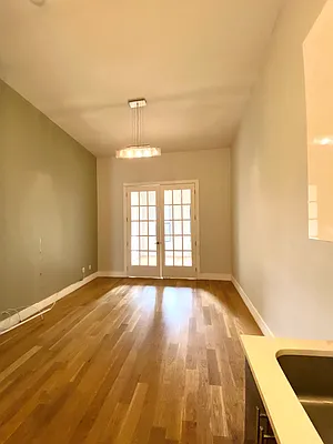 Rented by Nooklyn NYC LLC | media 33