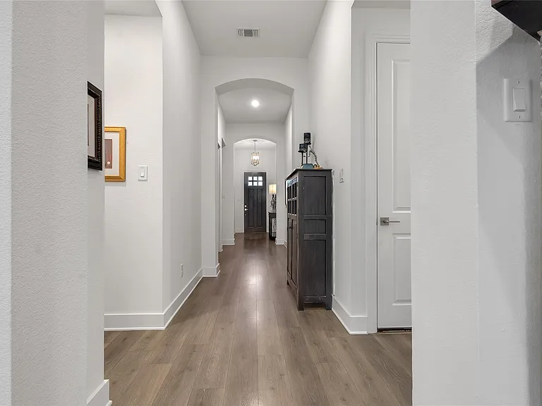 610 Lavender Dr — Photo 13