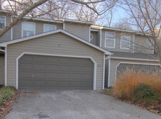 7821 Village Dr, Knoxville, TN 37919