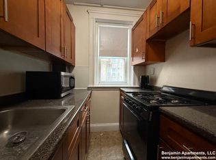 1175 Boylston St APT 14, Boston, MA 02215