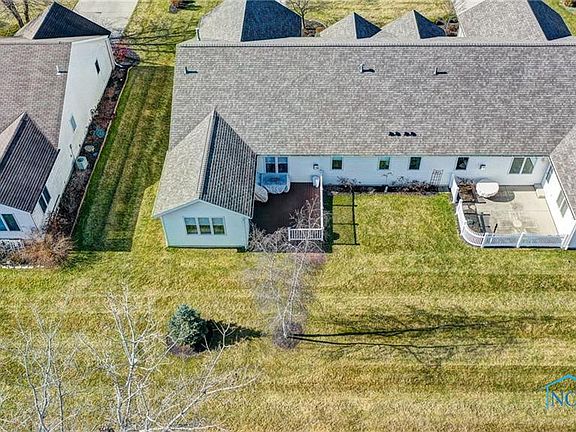 4th image of 26396 E Wexford Dr