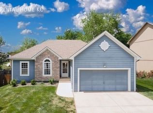 12196 S Valley Rd, Olathe, KS 66061