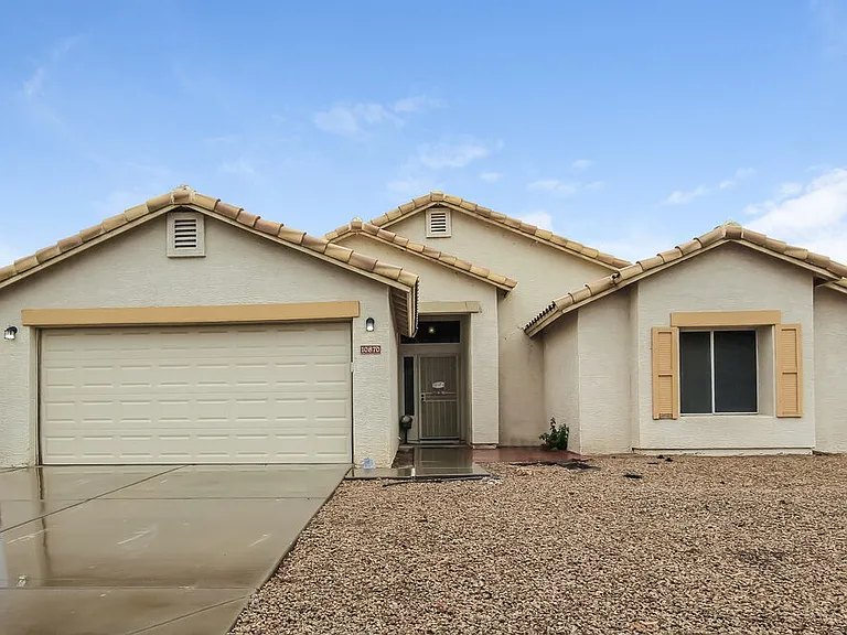10870 W Royal Palm Rd — Photo 1
