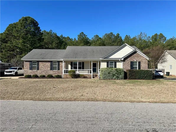 4436 Salem Prince Dr, Hope Mills, NC 28348