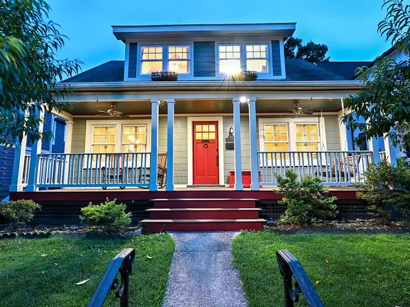 716 25th St S, Arlington, VA 22202