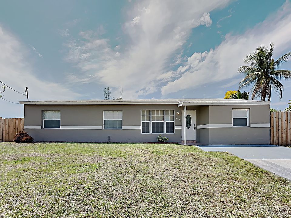 1st image of 2421 SW 50th Ter
